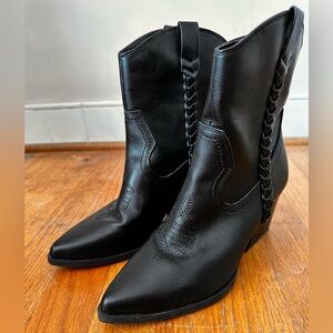 Dolce Vita Kellar Black Heeled Boots size 6.5